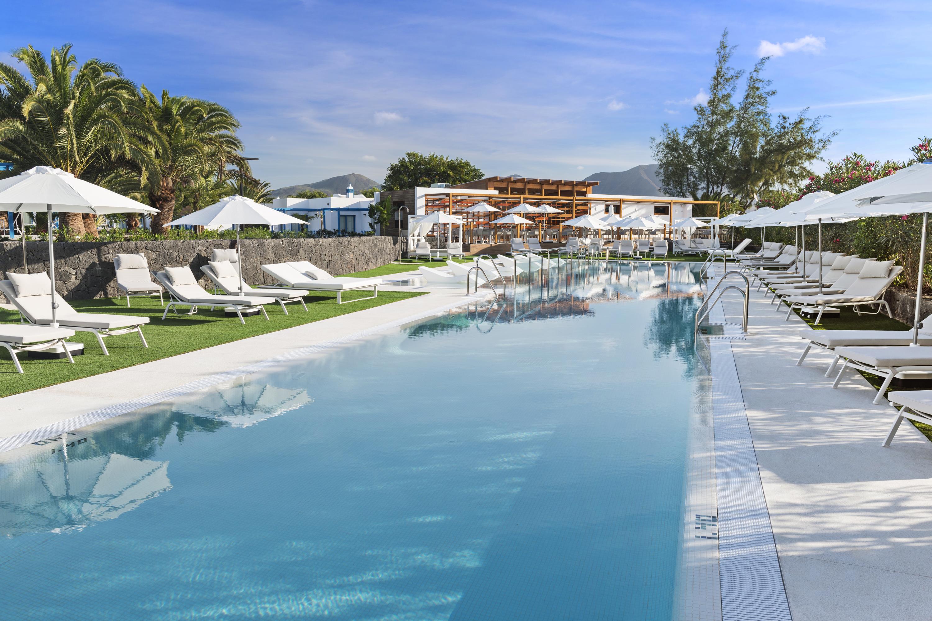 Elba Premium Suites - Adults Only Playa Blanca  Bagian luar foto